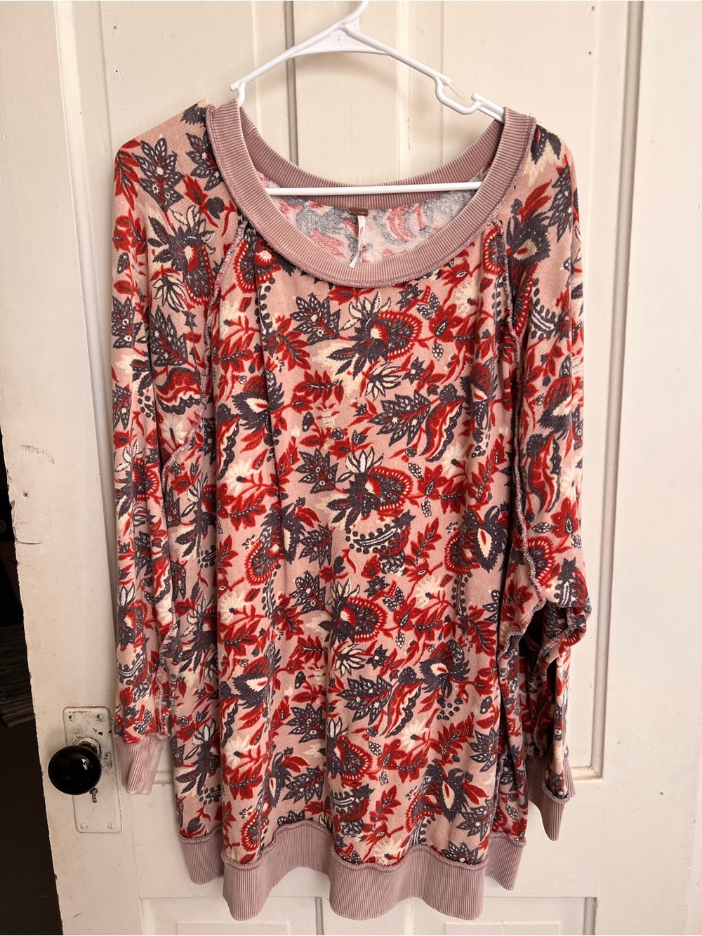 Free People ~ Floral Print oversized sweatshirt